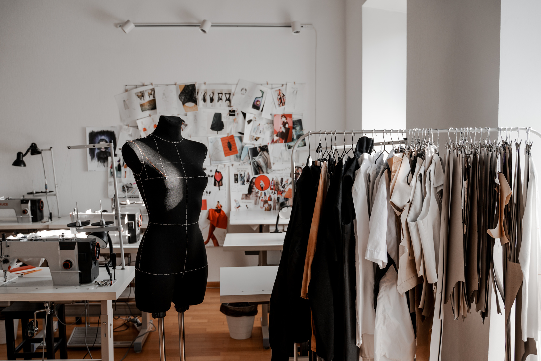 Desenvolvimento de coleção de marca pequena de moda